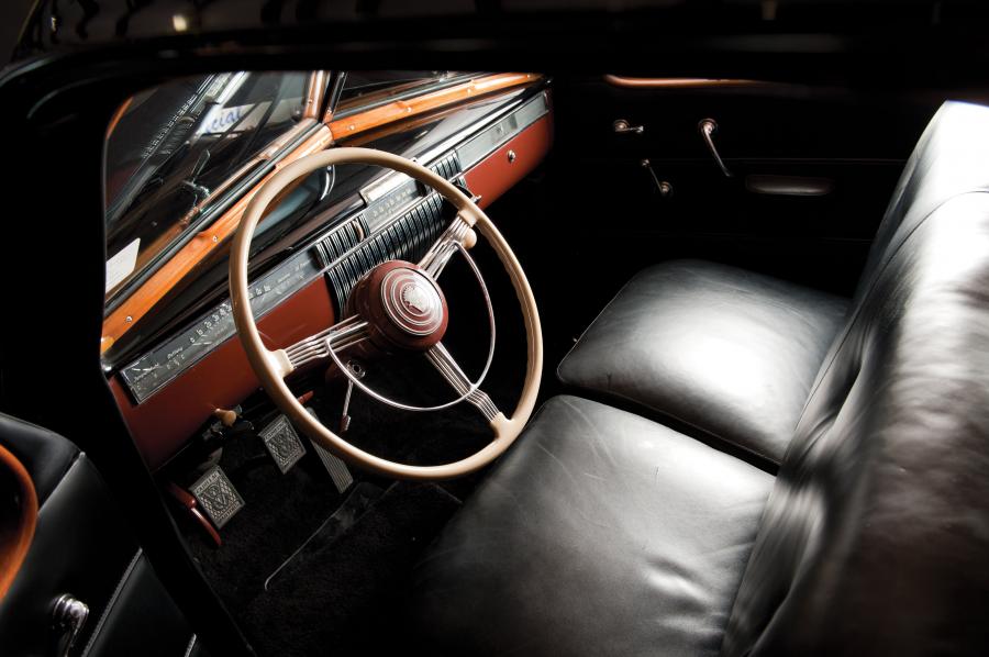  Cadillac Series 75 7-Passenger Imperial Sedan 1940 года  (фото 20 из 22)